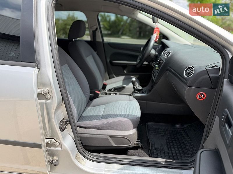 Универсал Ford Focus 2005 в Новом Буге фото 12 Универсал Ford Focus 2005 в Новом Буге