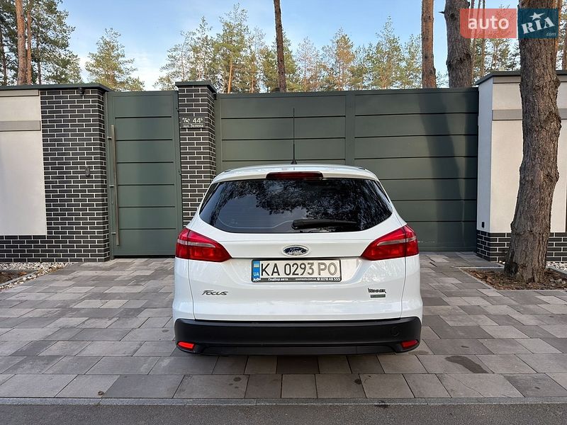 Универсал Ford Focus 2016 в Новомосковске фото 4 Универсал Ford Focus 2016 в Новомосковске