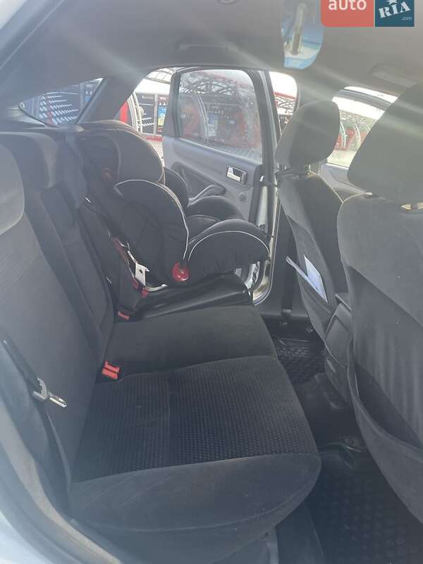 Хетчбек Ford Focus 2007 в Полтаві