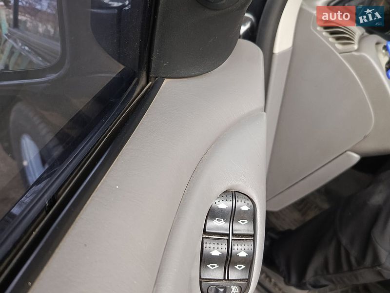 Седан Ford Focus 2000 в Изюме