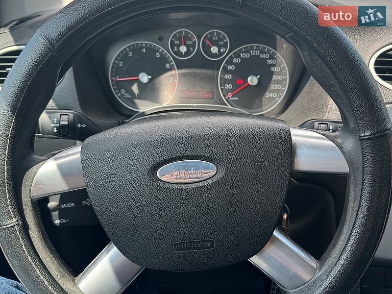 Седан Ford Focus 2007 в Ужгороде
