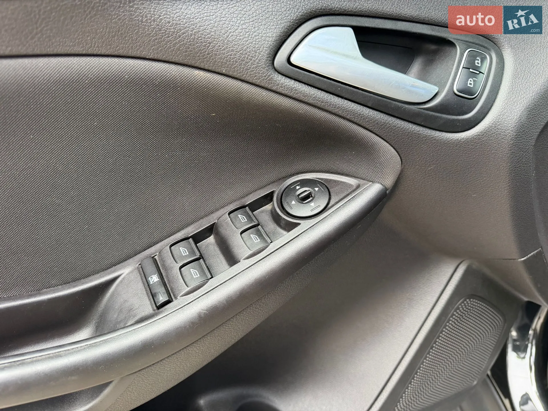 2015 Ford Focus - мініатюра 17