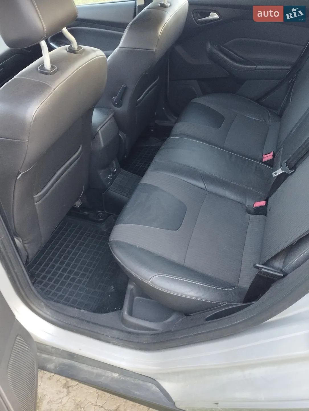 2011 Ford Focus - мініатюра 14
