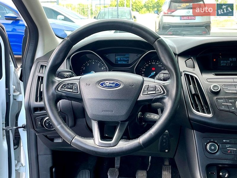 Хэтчбек Ford Focus 2017 в Киеве