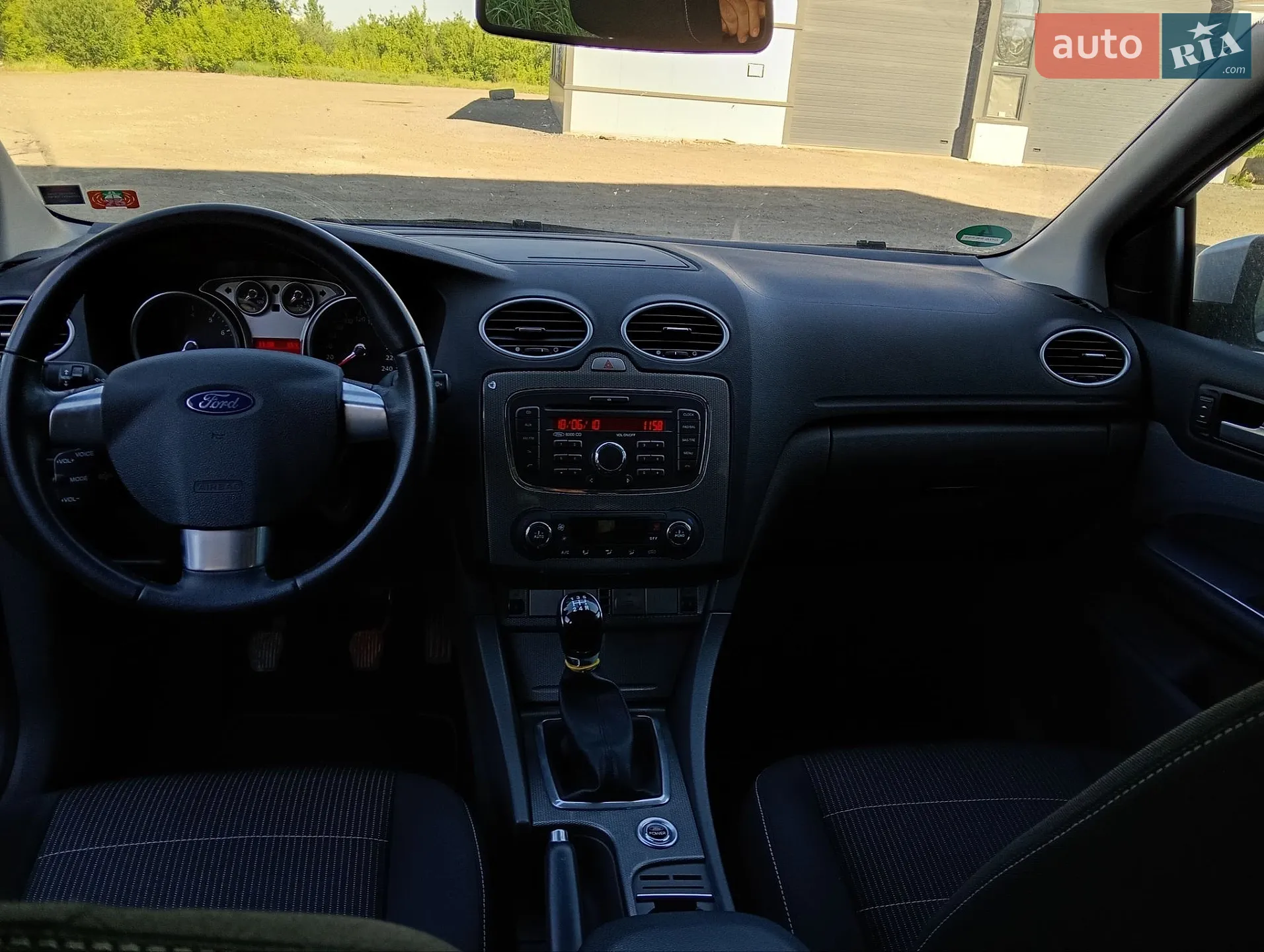 2010 Ford Focus - мініатюра 8