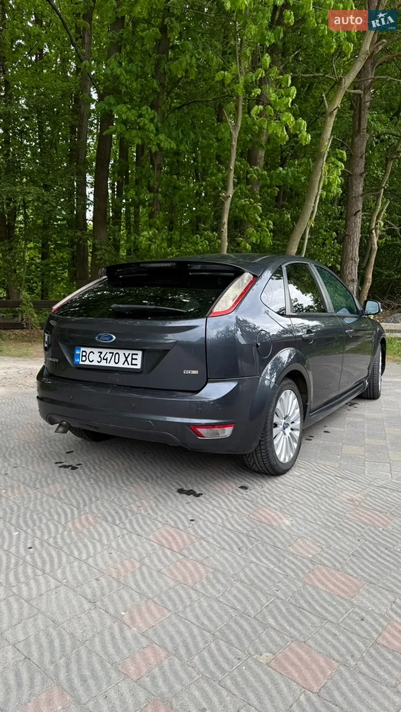 2010 Ford Focus - мініатюра 5