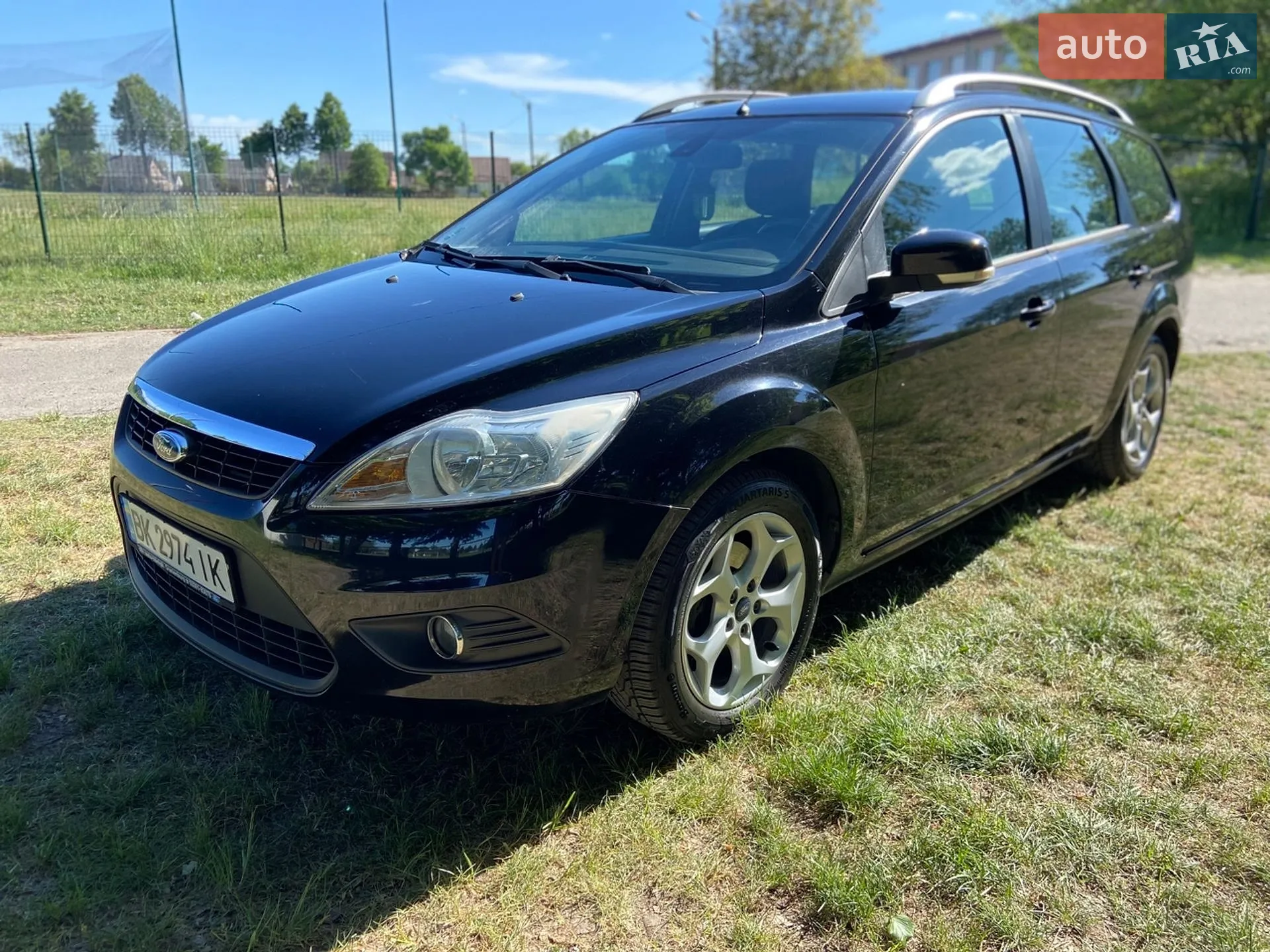 2010 Ford Focus - мініатюра 2