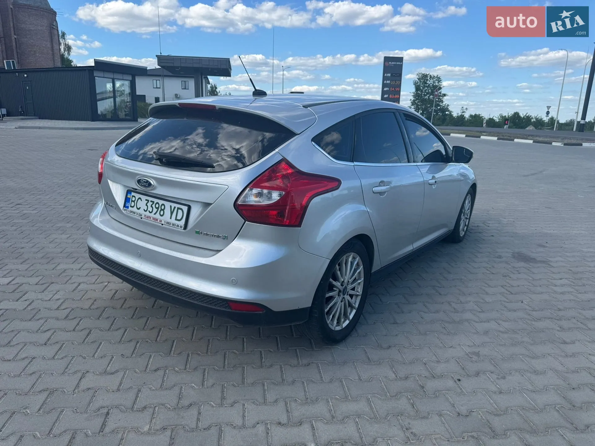 2011 Ford Focus - мініатюра 12