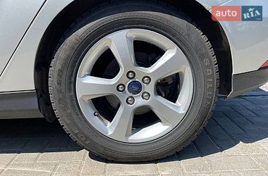 Хетчбек Ford Focus 2018 в Чернівцях