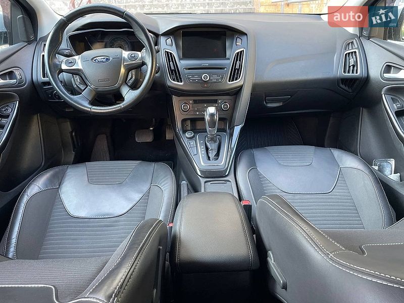 Хетчбек Ford Focus 2018 в Чернівцях