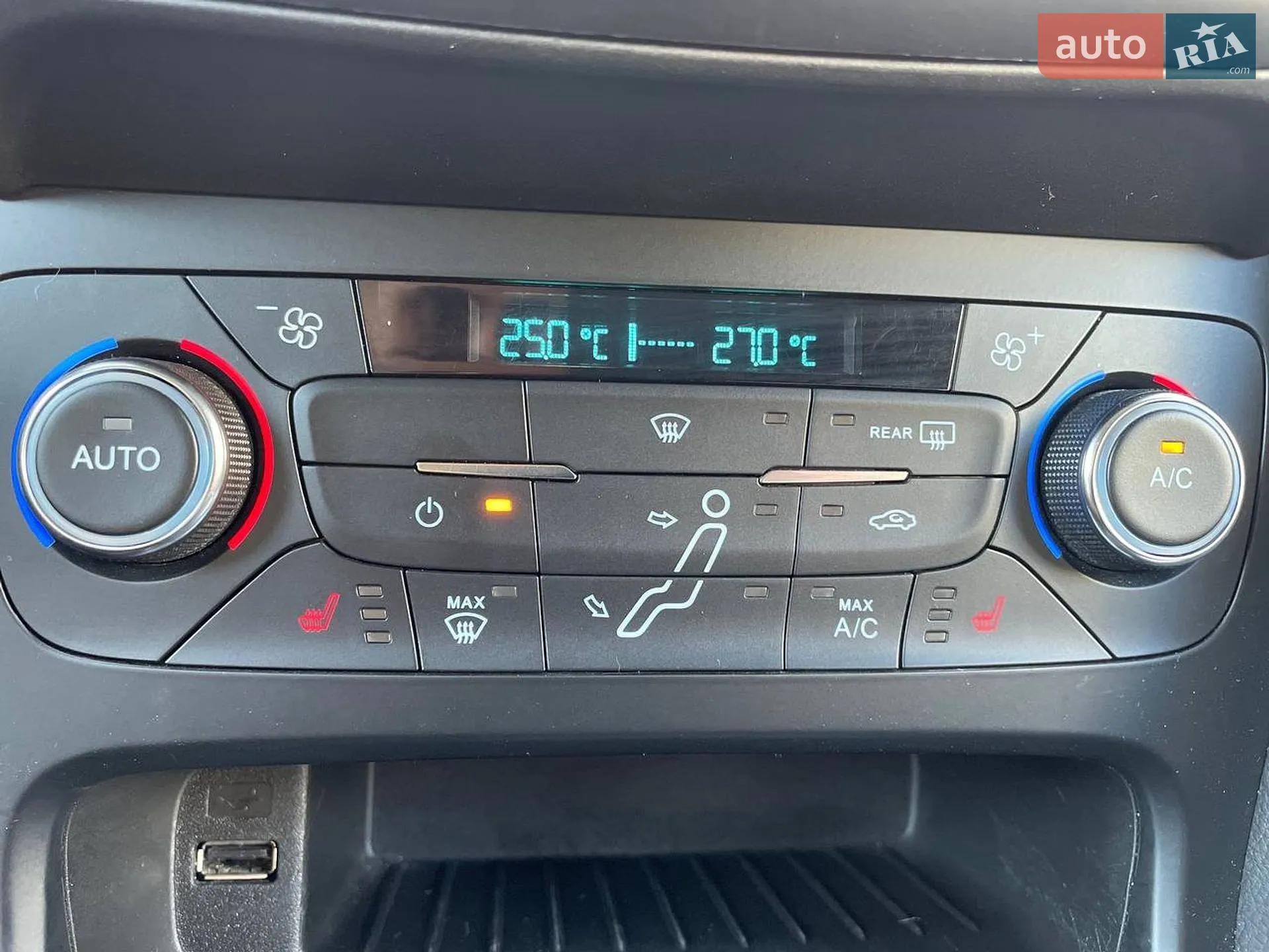2018 Ford Focus - мініатюра 42