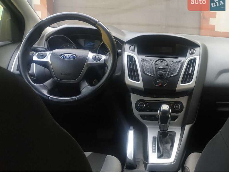 Седан Ford Focus 2011 в Киеве