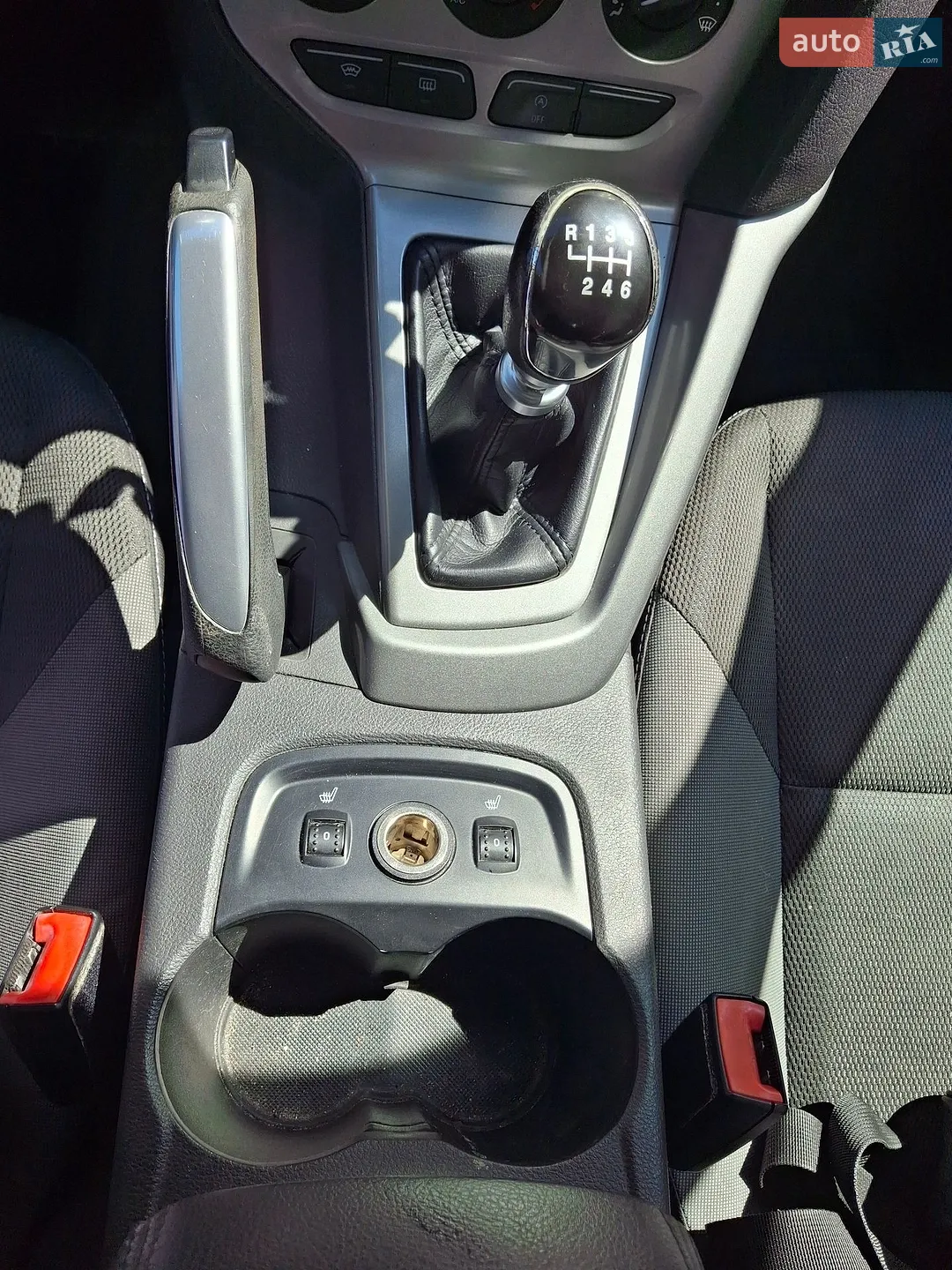 2012 Ford Focus - мініатюра 8