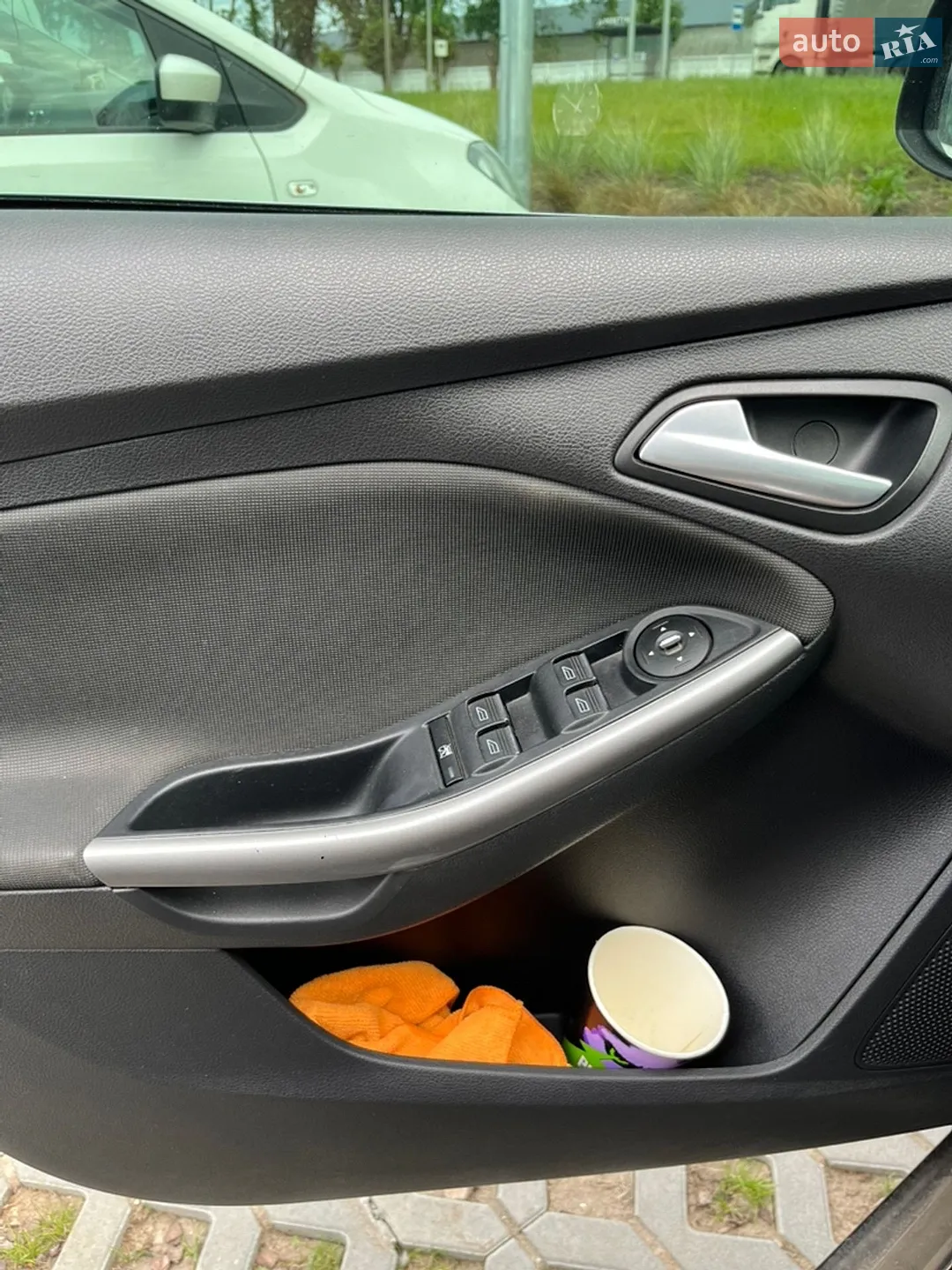 2011 Ford Focus - мініатюра 10