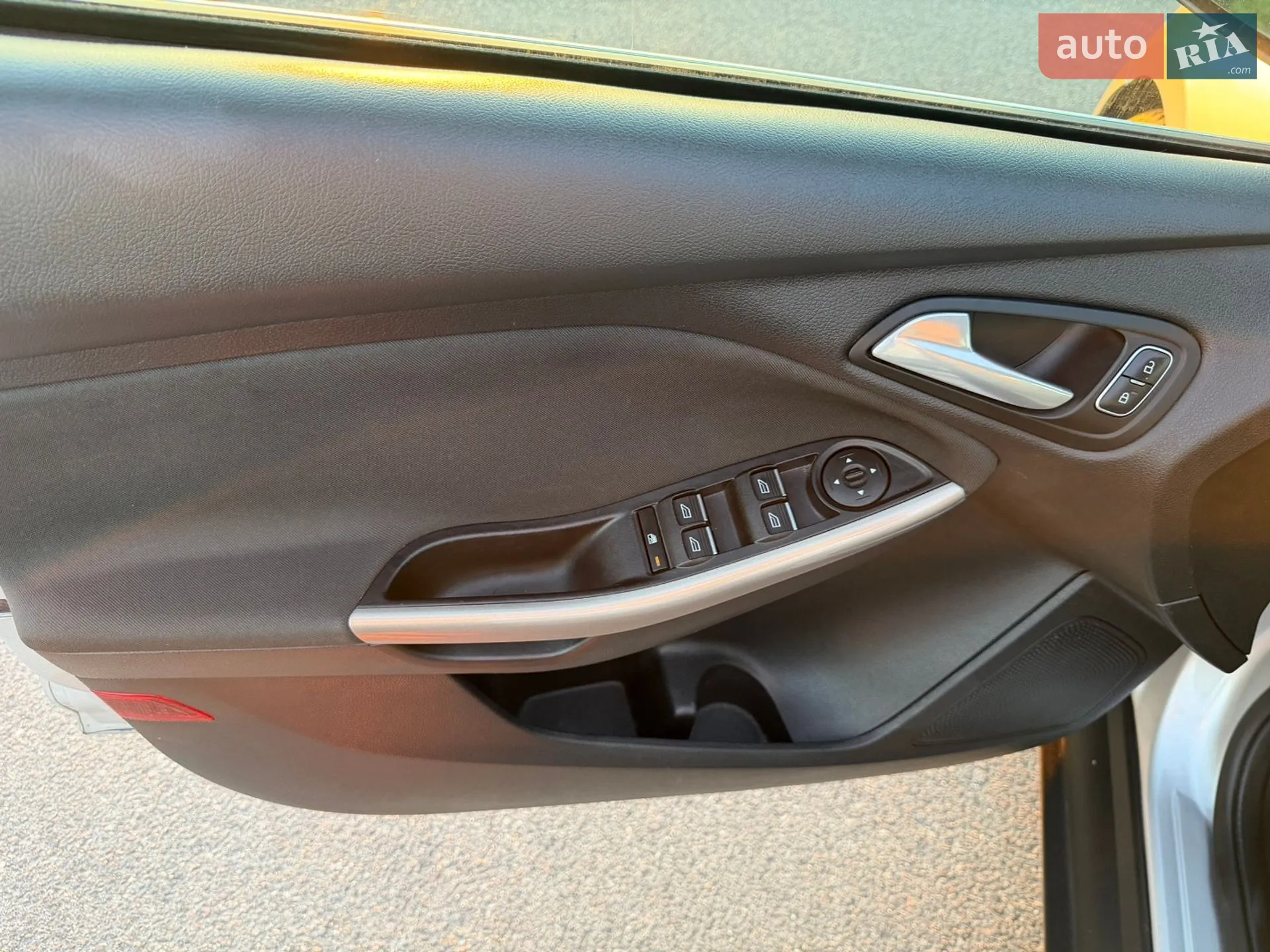 2017 Ford Focus - мініатюра 28
