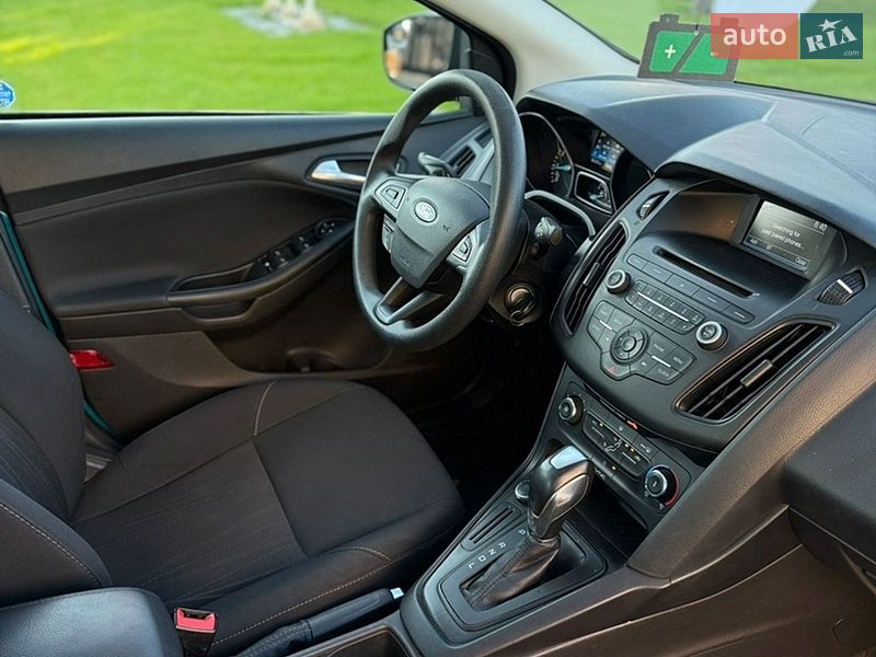 Седан Ford Focus 2016 в Ужгороде