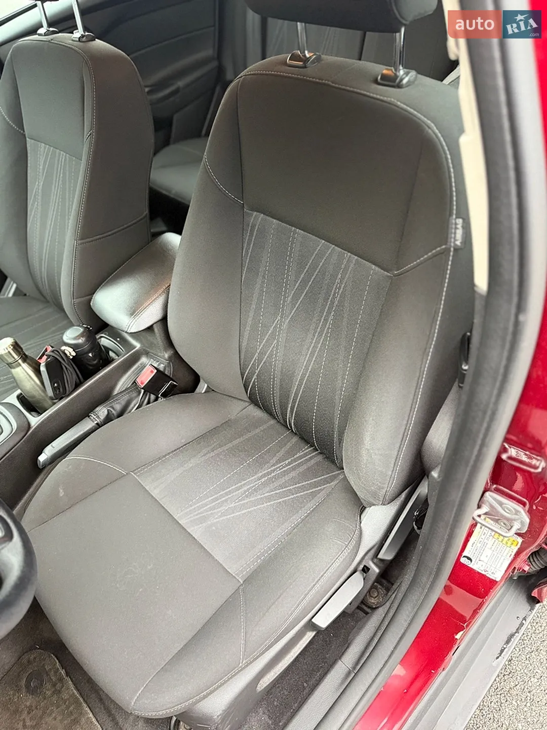 2016 Ford Focus - мініатюра 16