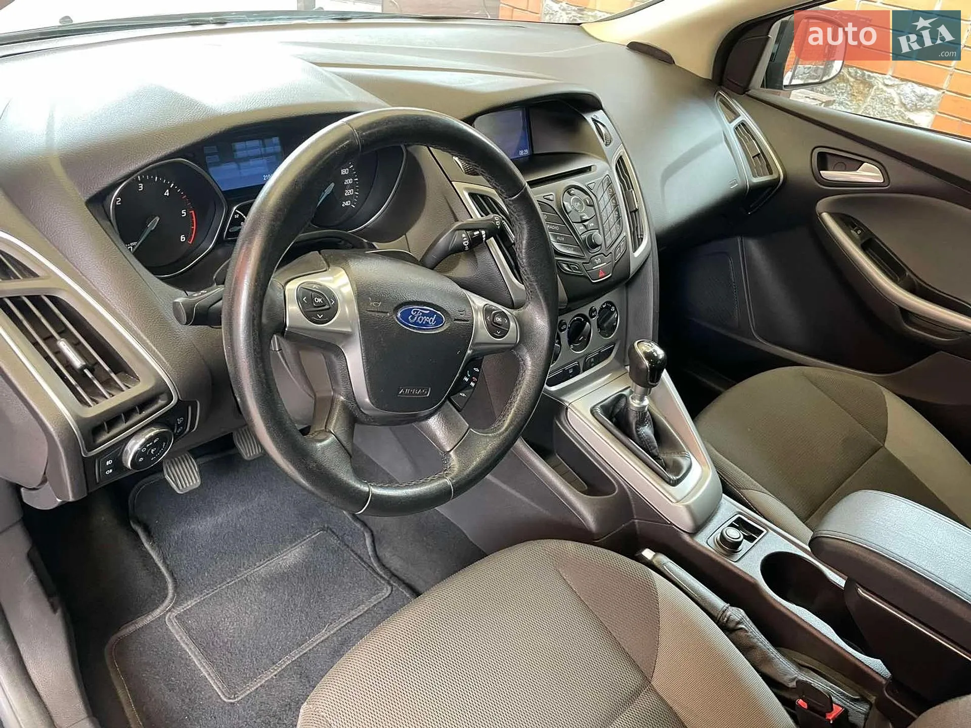 2011 Ford Focus - мініатюра 12