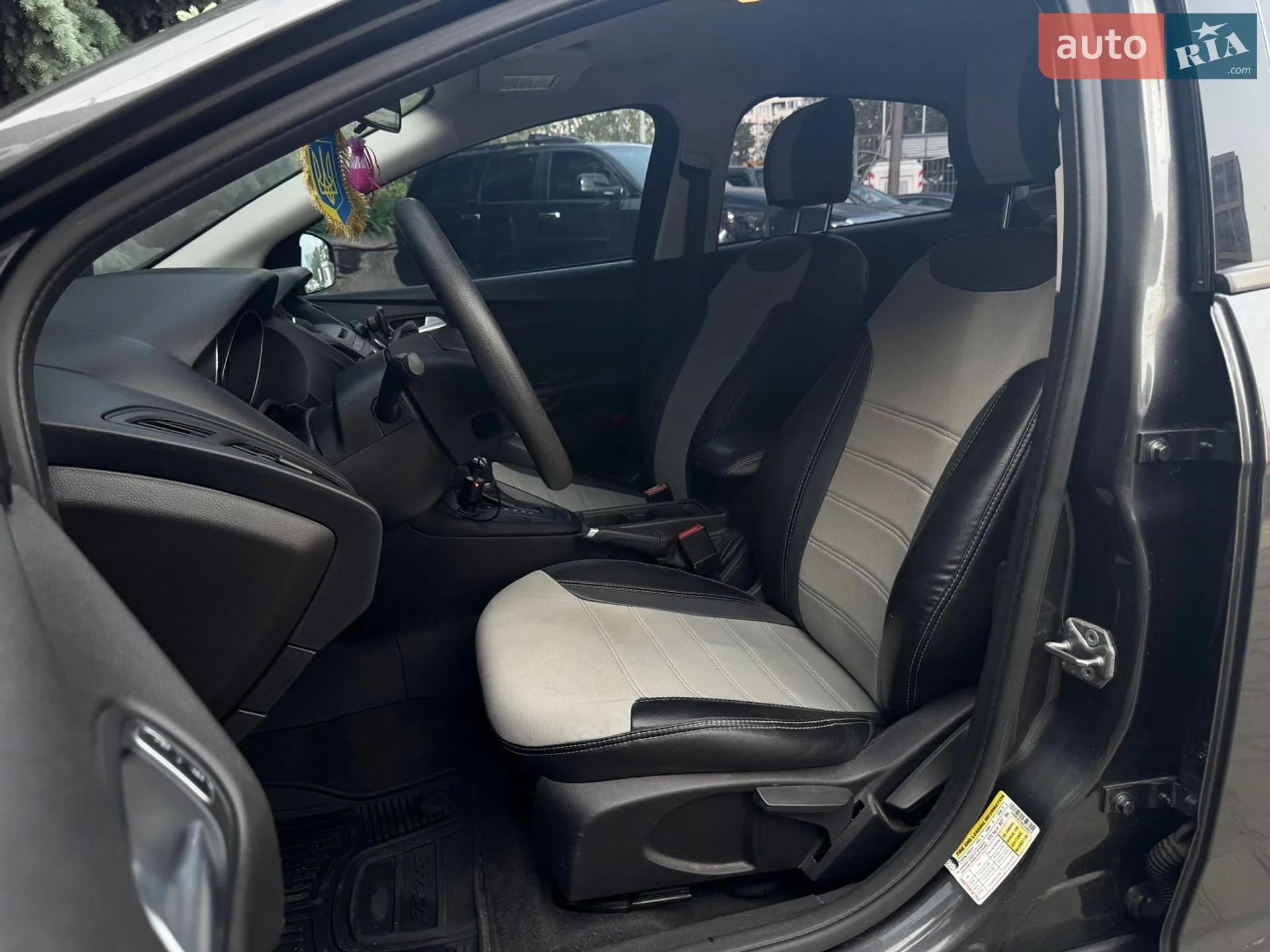 2016 Ford Focus - мініатюра 19