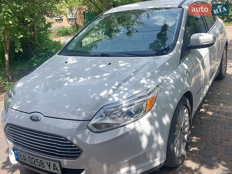 Хетчбек Ford Focus 2013 в Кропивницькому фото 7 Хетчбек Ford Focus 2013 в Кропивницькому