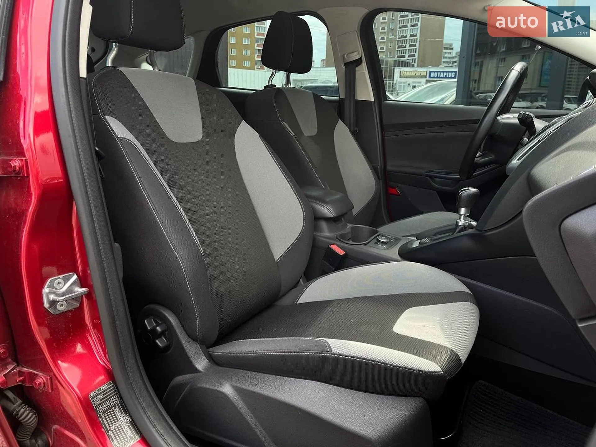 2013 Ford Focus - мініатюра 12