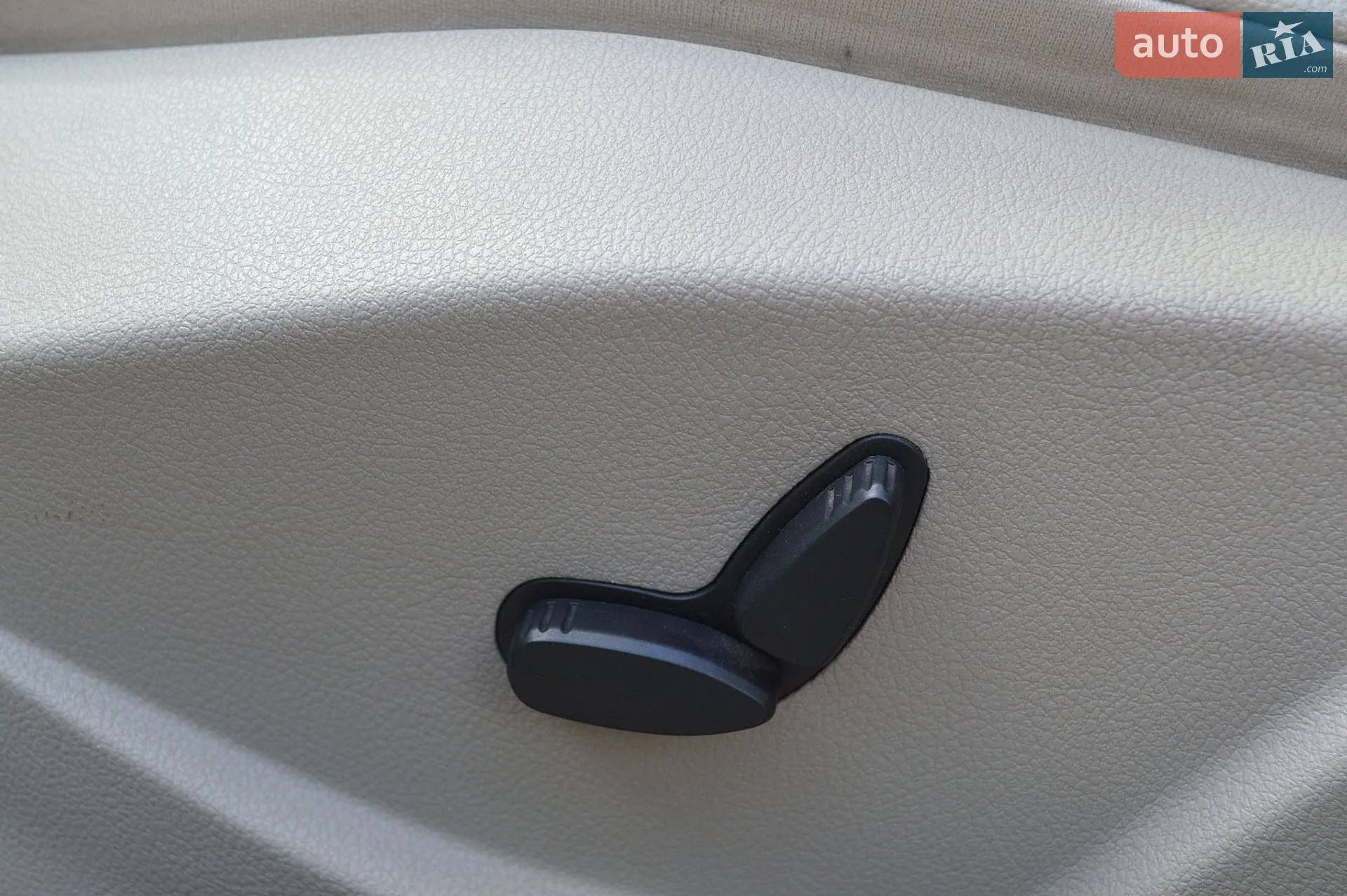 2013 Ford Focus - мініатюра 17