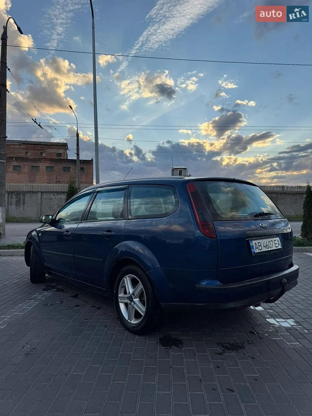 Ford Focus 2006 VIN WF0WXXGCDW6B23968 фото оголошення 3 з 10