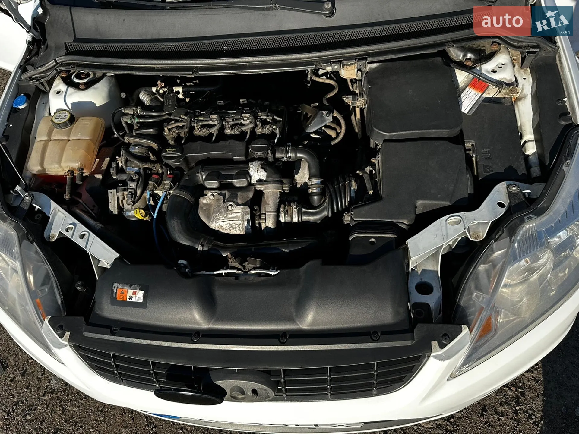 2010 Ford Focus - мініатюра 14