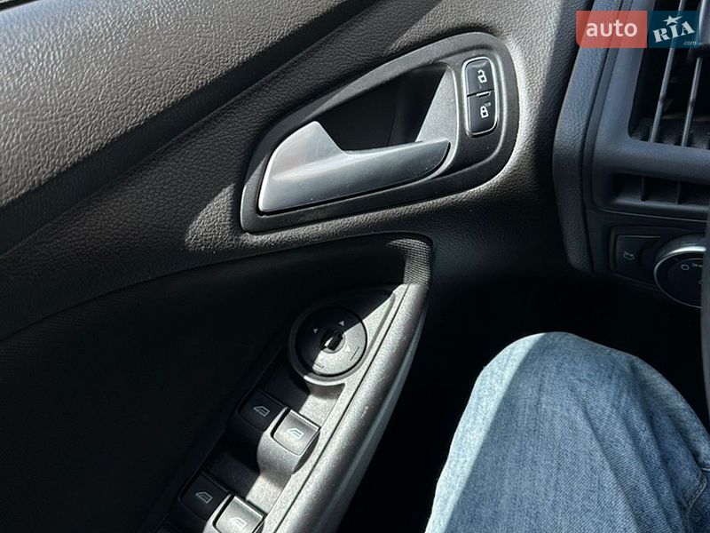 Хэтчбек Ford Focus 2017 в Умани