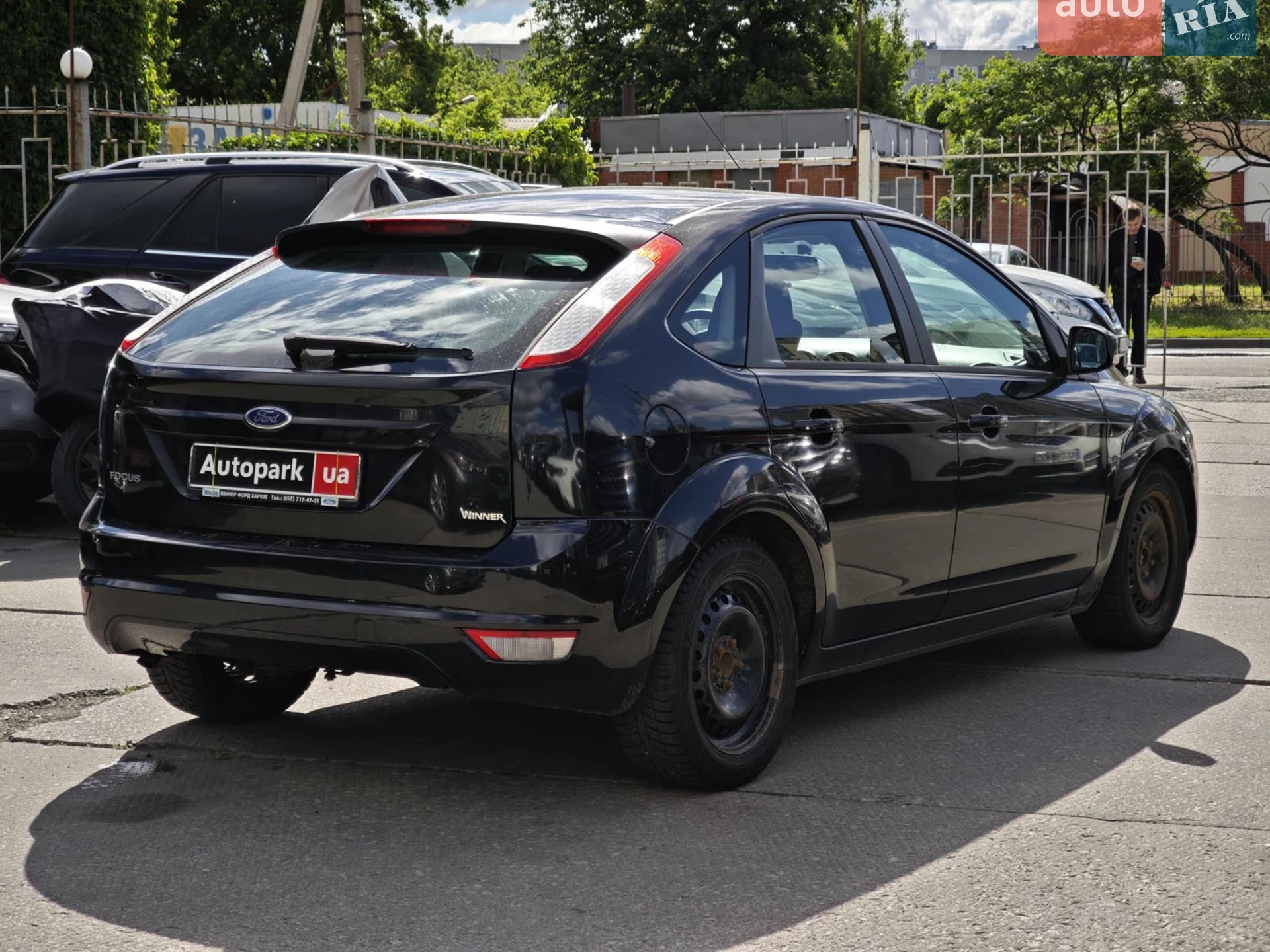 2010 Ford Focus - мініатюра 9