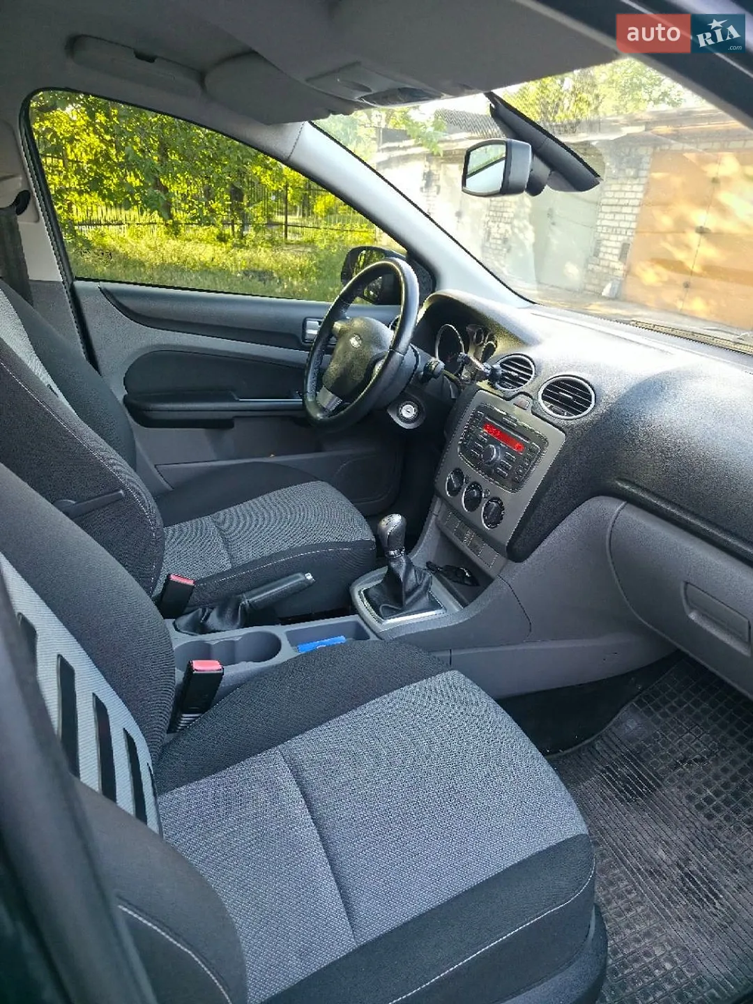 2010 Ford Focus - мініатюра 19