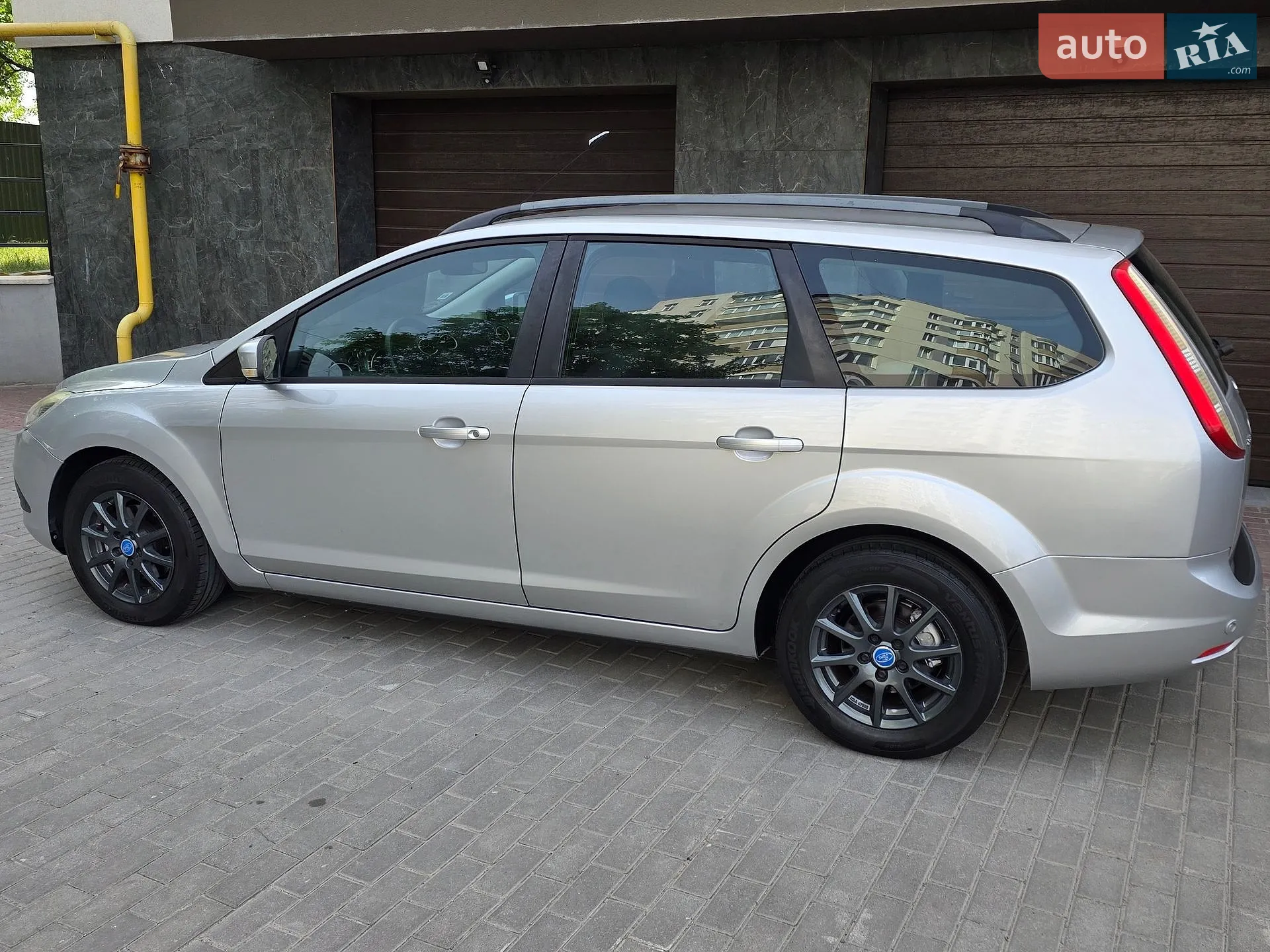 2010 Ford Focus - мініатюра 12