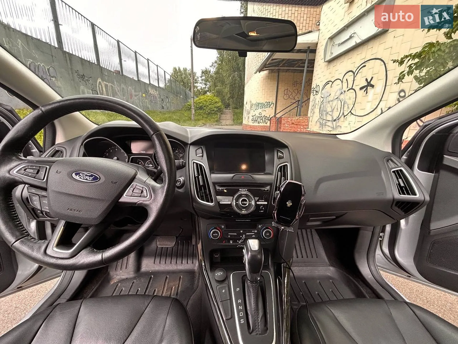 2018 Ford Focus - мініатюра 18