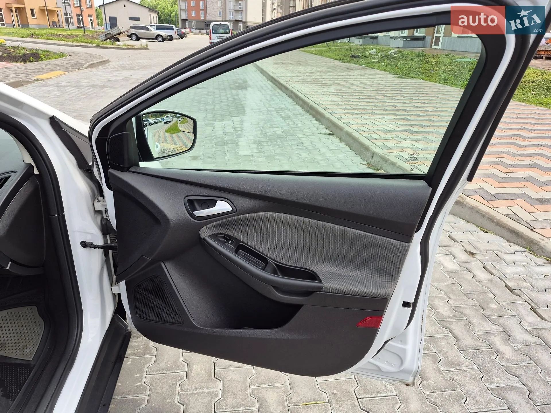 2013 Ford Focus - мініатюра 13