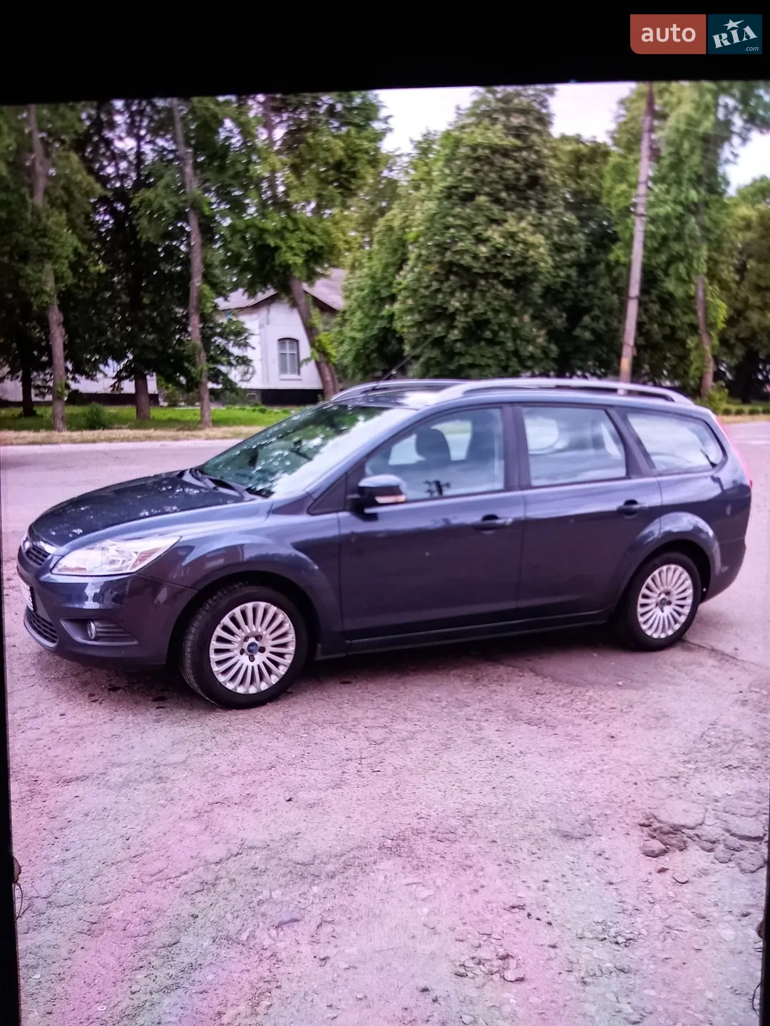 2010 Ford Focus - мініатюра 10