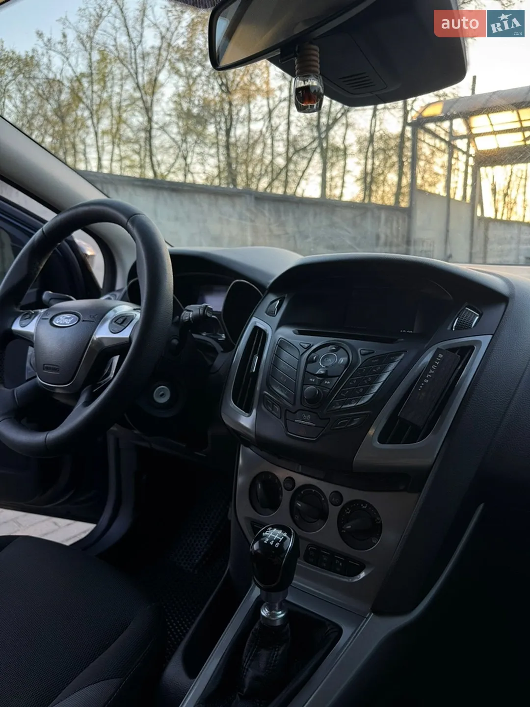 Ford Focus 2011 VIN WF0LXXGCBLBS51364 фото оголошення 18 з 26