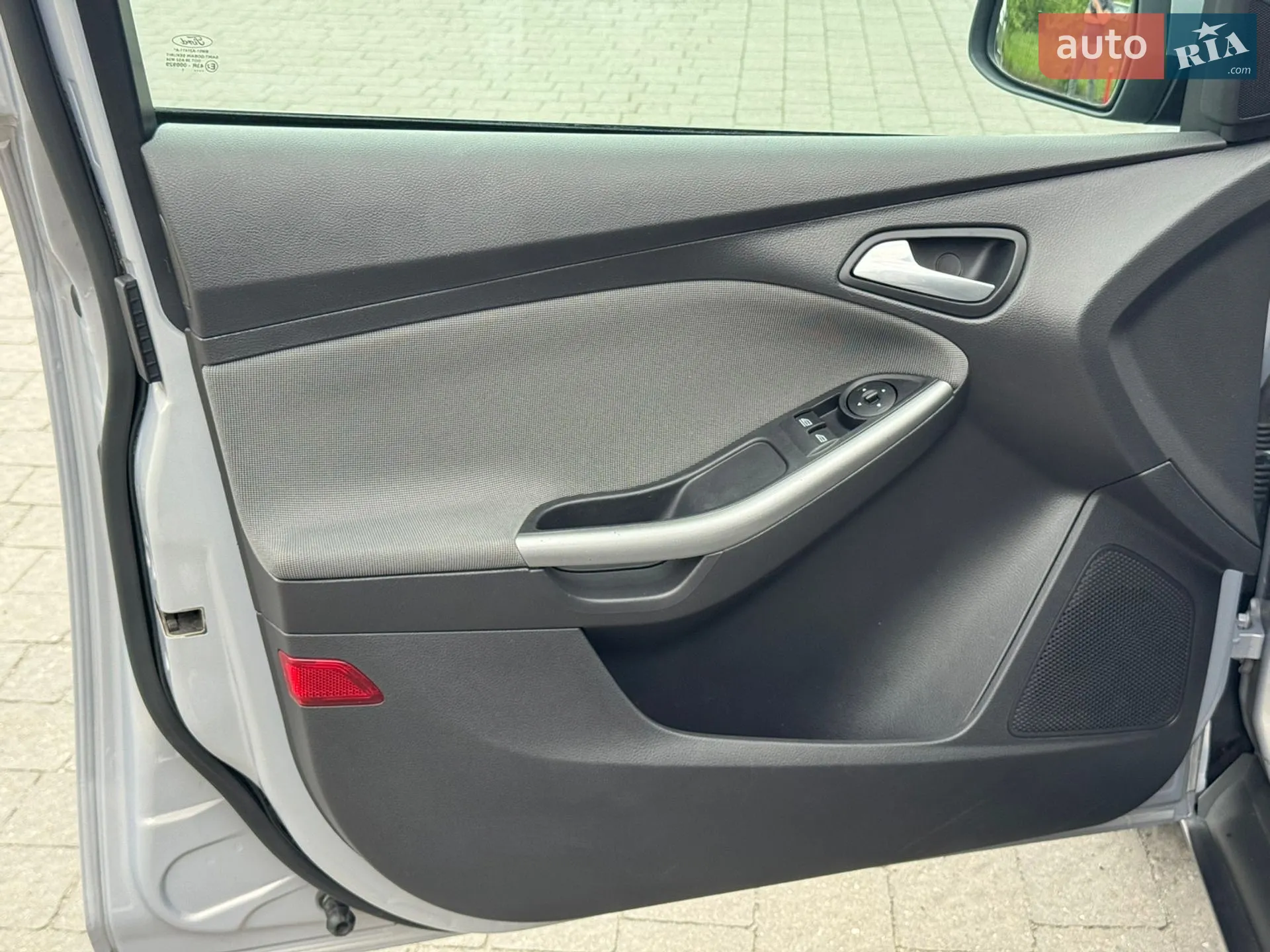 2011 Ford Focus - мініатюра 34