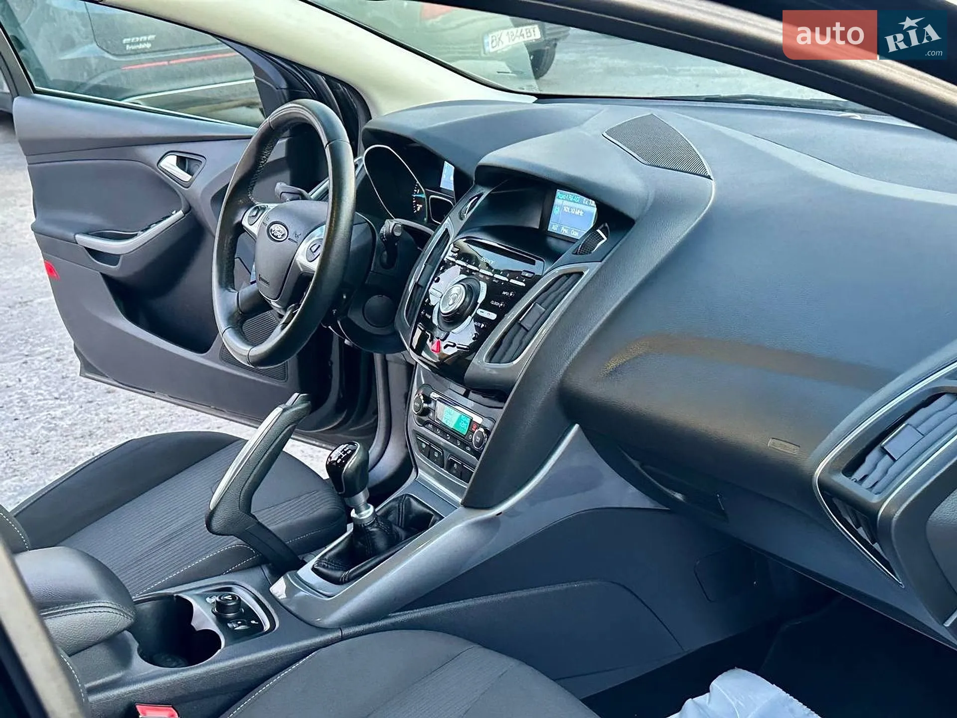 2011 Ford Focus - мініатюра 29