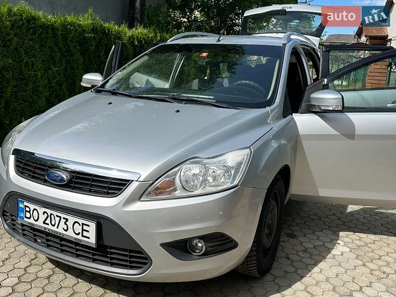 Универсал Ford Focus 2010 в Бориславе
