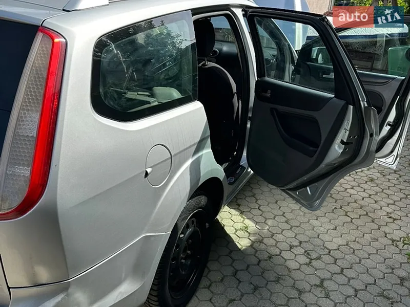 Ford Focus 2010 VIN WF0SXXGCDSAB24008 фото оголошення 2 з 61