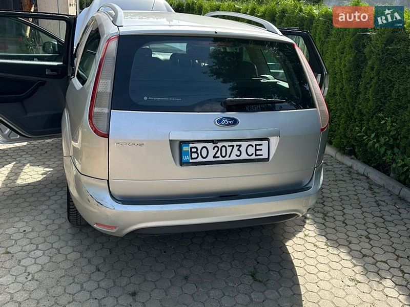 Универсал Ford Focus 2010 в Бориславе