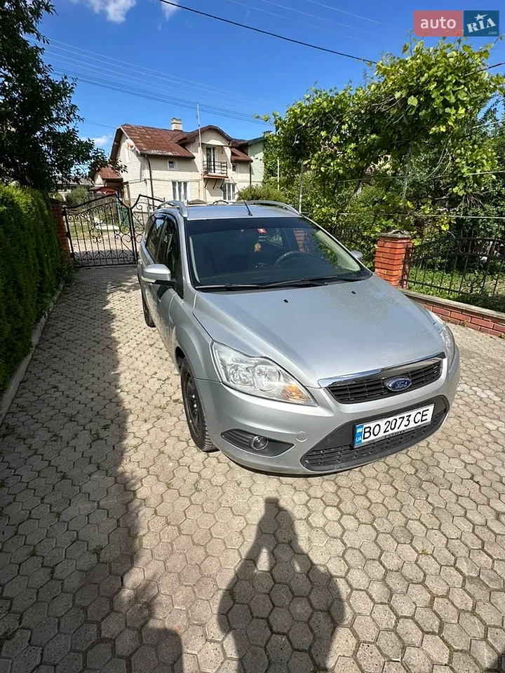 2010 Ford Focus - мініатюра 20
