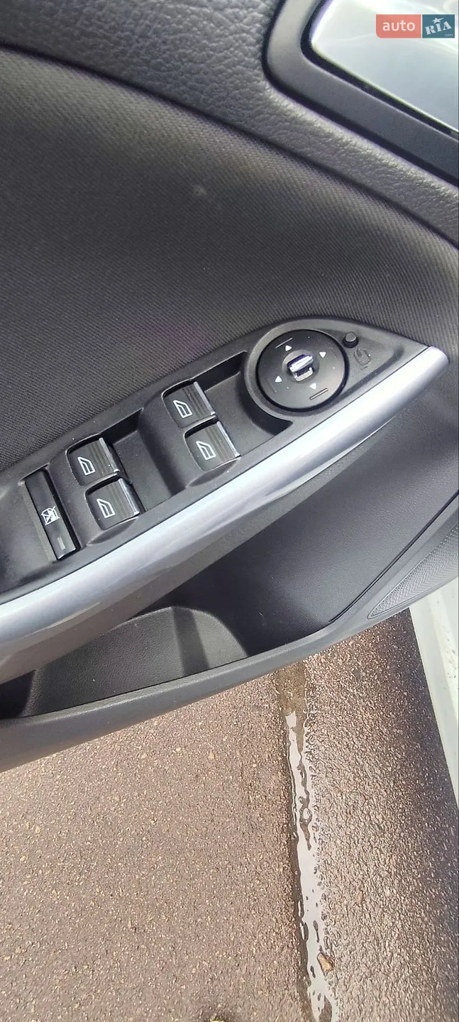2012 Ford Focus - мініатюра 15