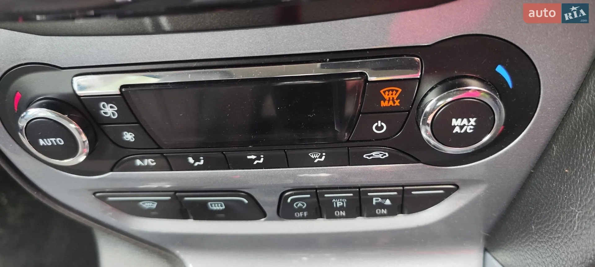 2012 Ford Focus - мініатюра 16