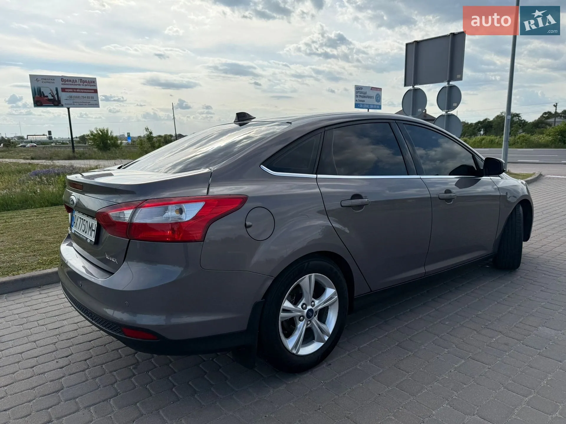 2012 Ford Focus - мініатюра 8