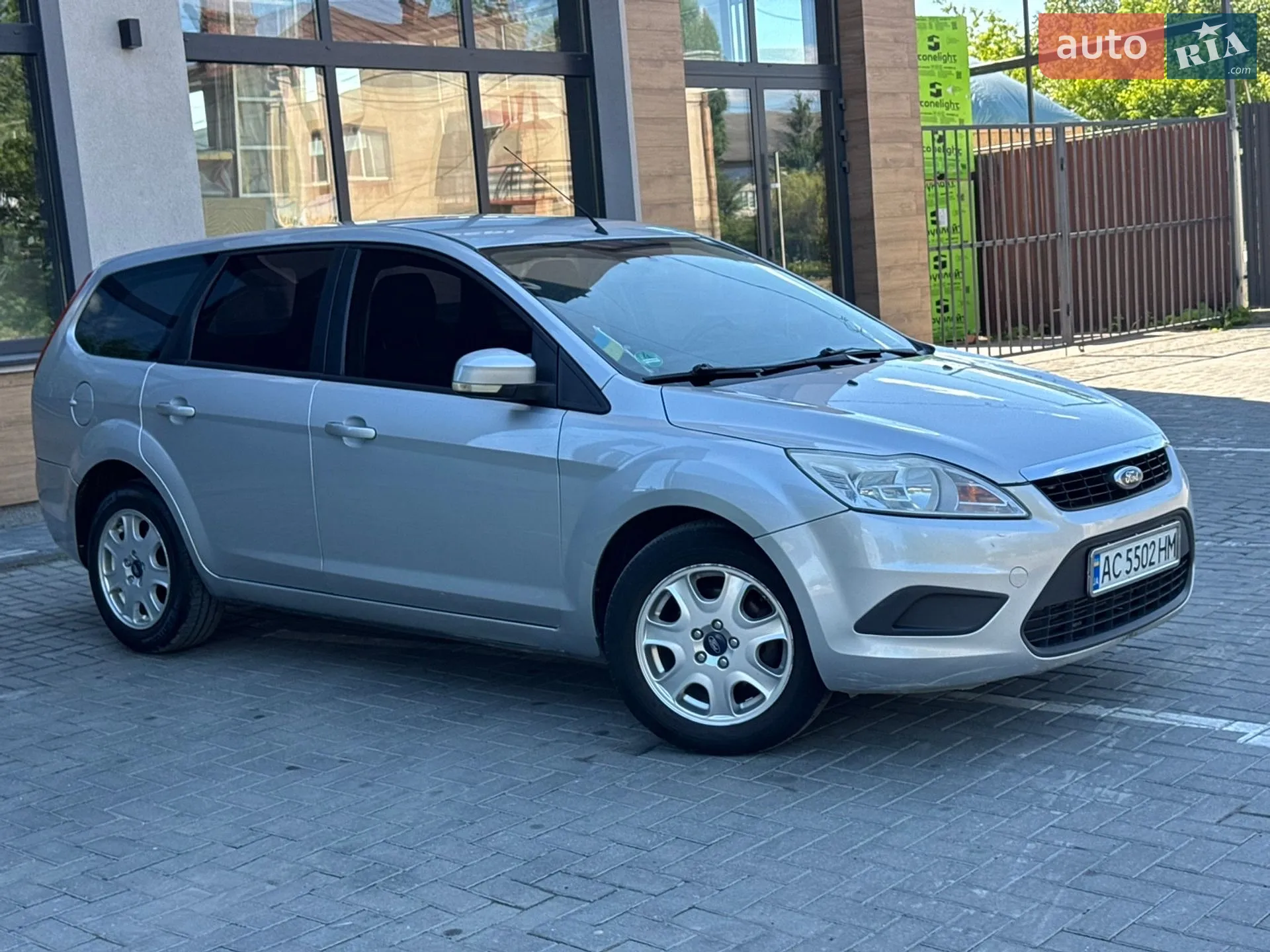 2010 Ford Focus - мініатюра 8