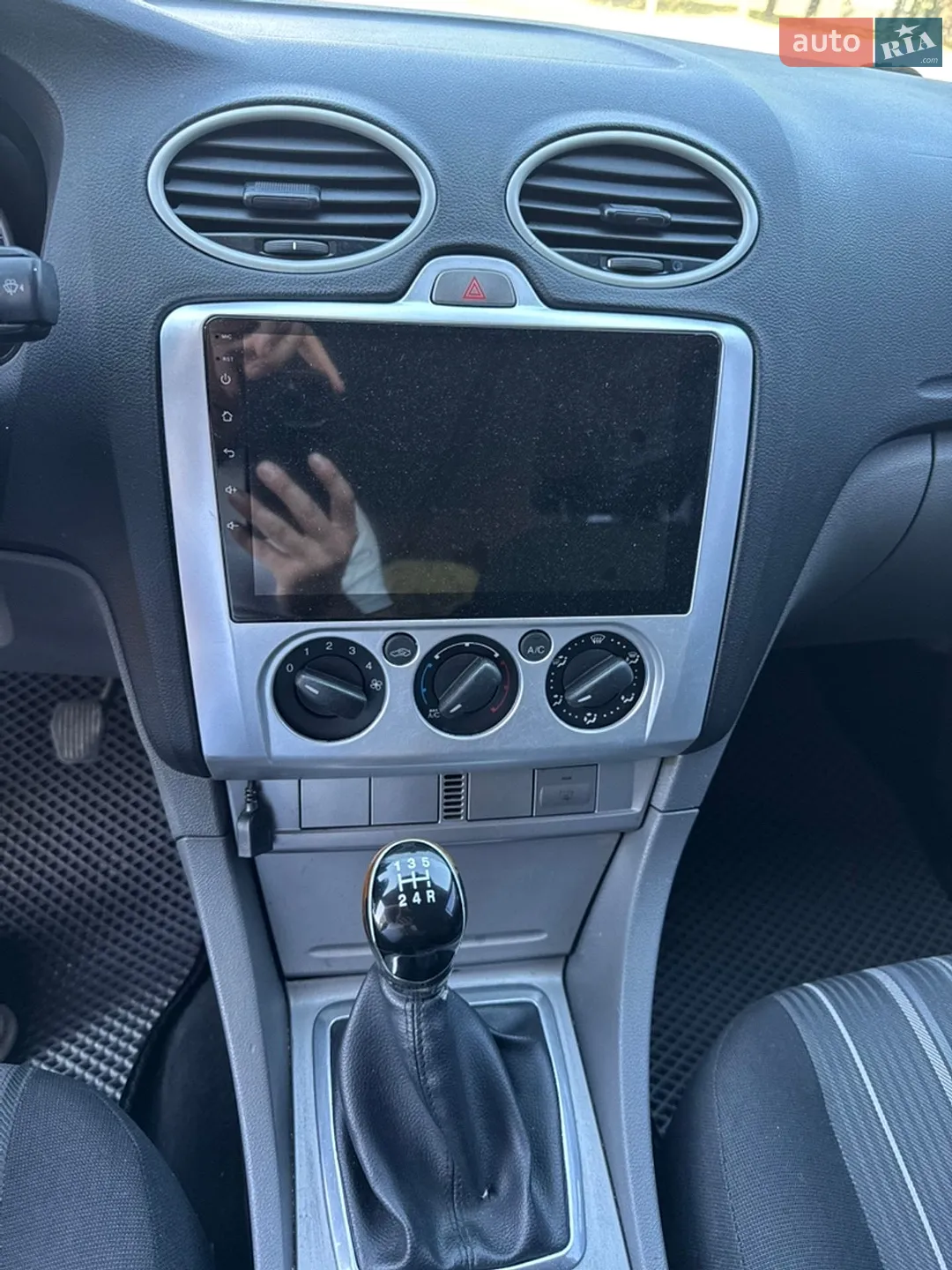 2010 Ford Focus - мініатюра 17
