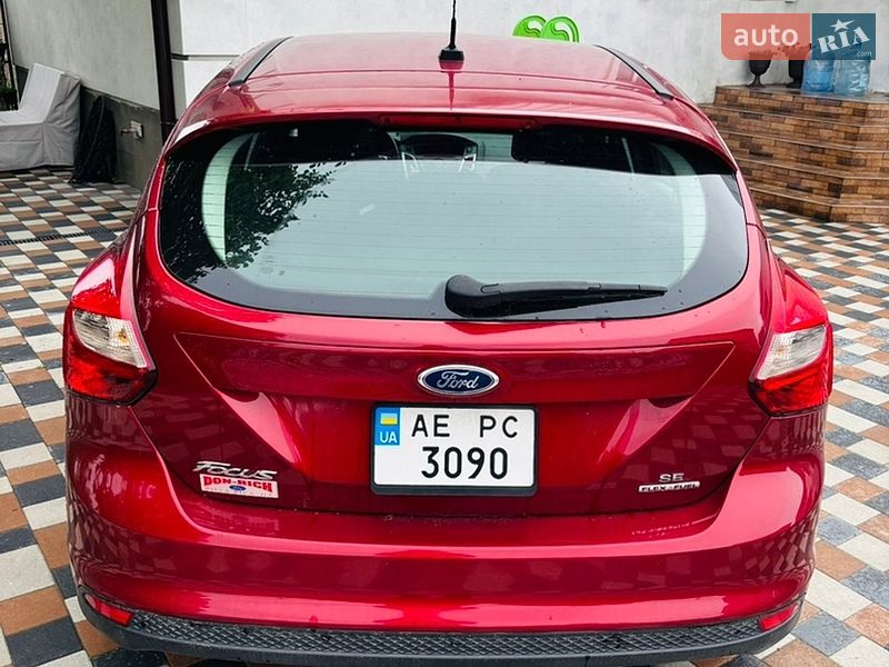 Хетчбек Ford Focus 2014 в Дніпрі