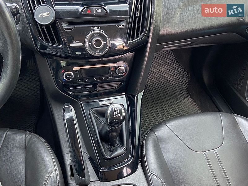 Хэтчбек Ford Focus 2013 в Львове