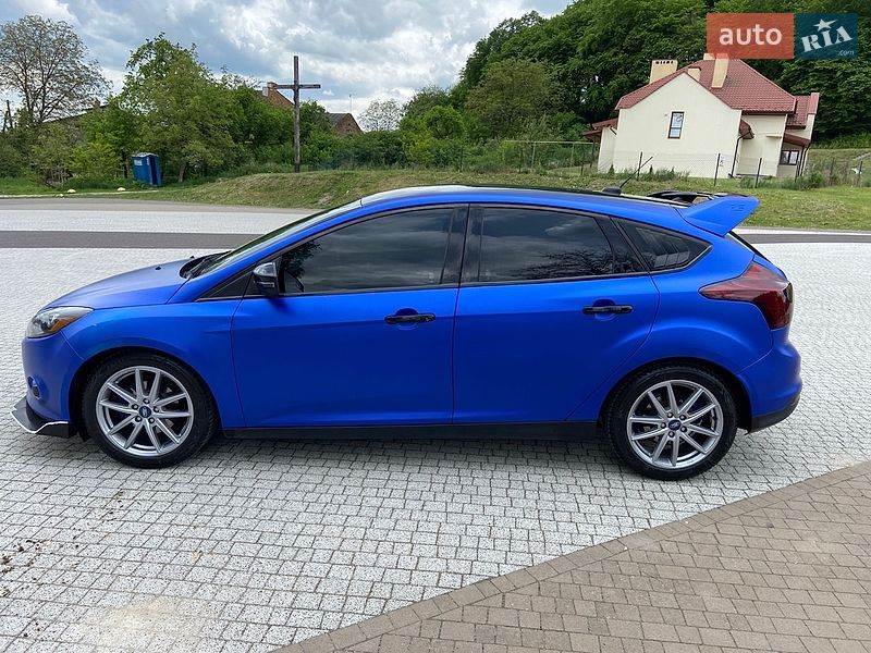 Хэтчбек Ford Focus 2013 в Львове